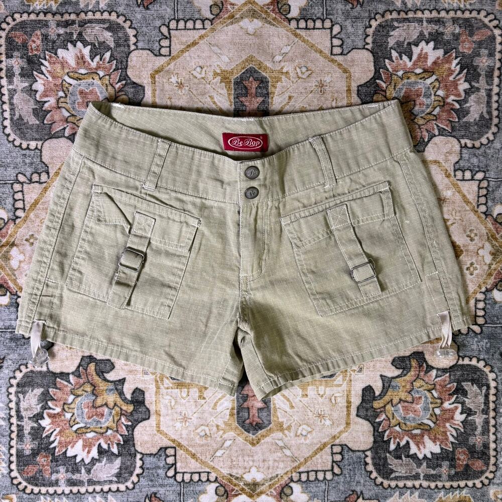Vintage Y2k Cargo Low Rise Pocket Shorts Early 2000s Safari Booty Shorts Size 5